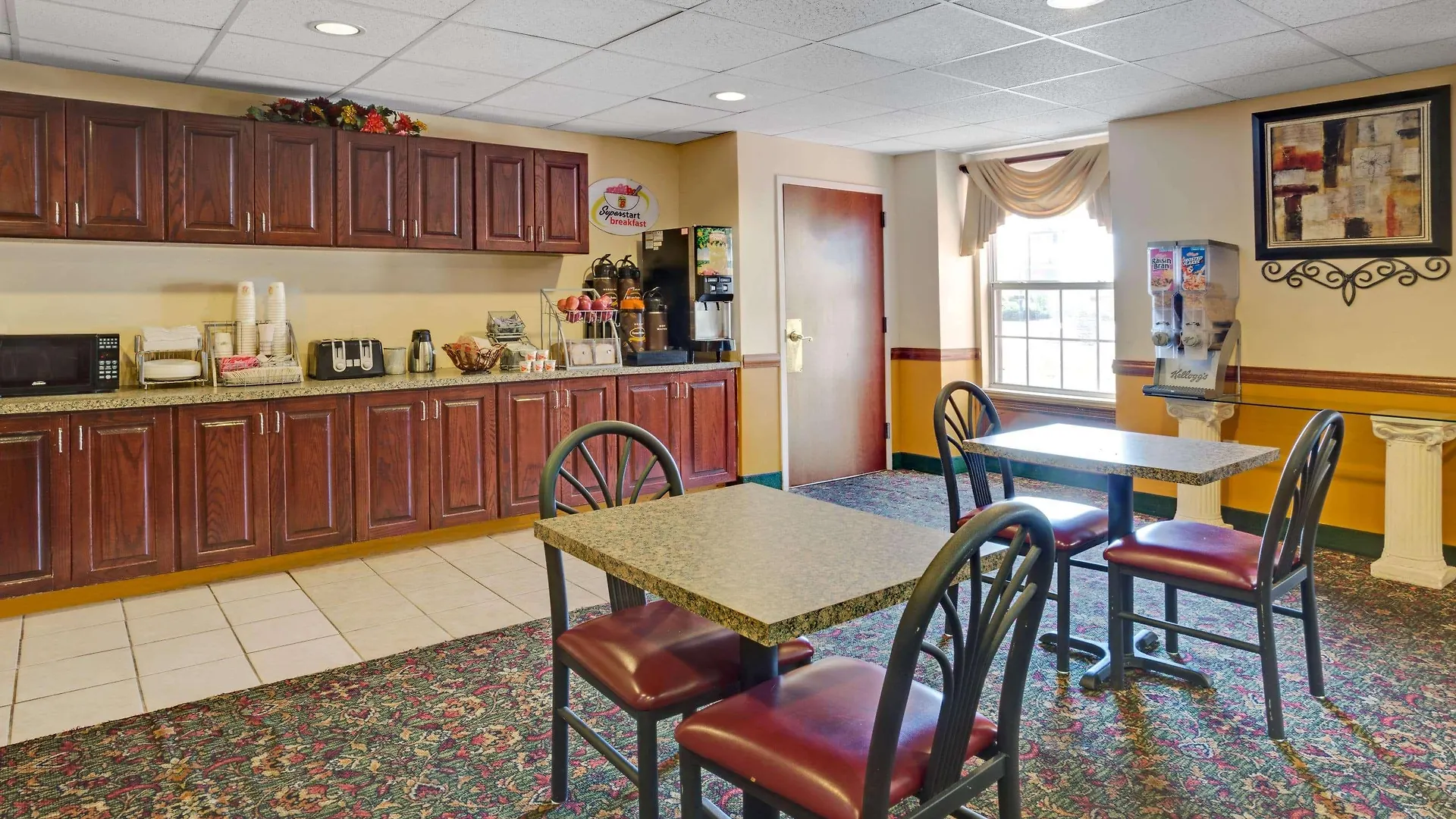 Hotel Super 8 By Wyndham Louisville/Expo Center