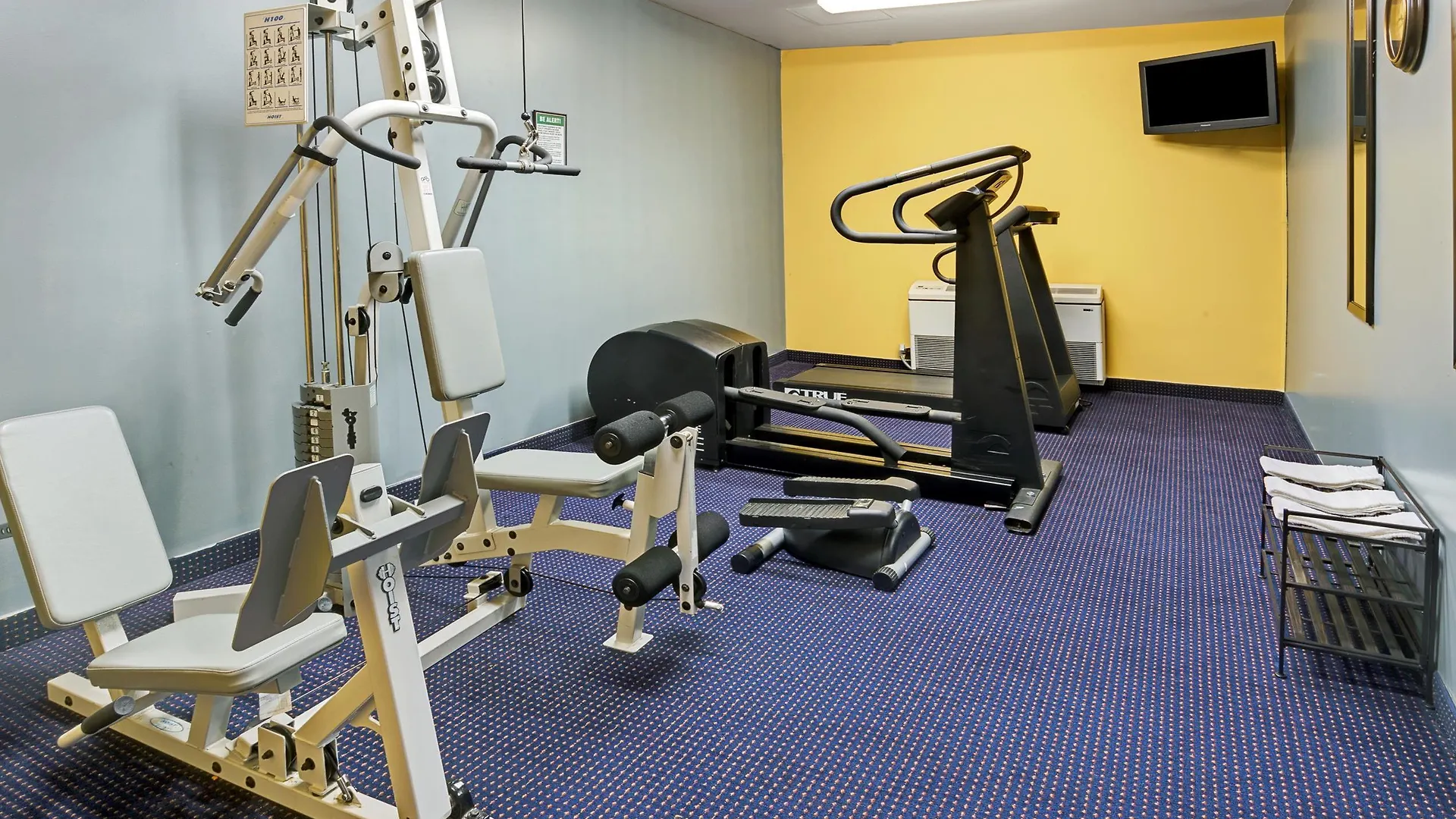 Super 8 By Wyndham Louisville/Expo Center Hotel Louisville