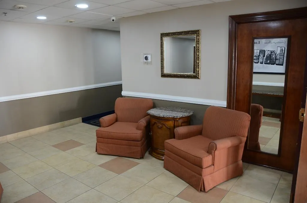 Hotel Super 8 By Wyndham Louisville/Expo Center