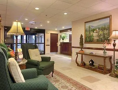 Super 8 By Wyndham Louisville/Expo Center 2*, Louisville
